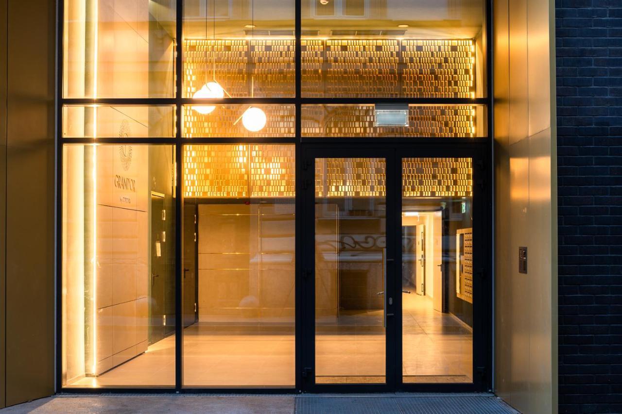 Vagabond Grand'Or Aparthotel Boedapest Buitenkant foto