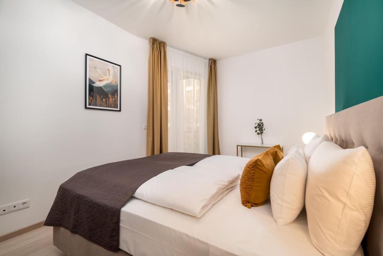 Vagabond Grand'Or Aparthotel Boedapest Buitenkant foto
