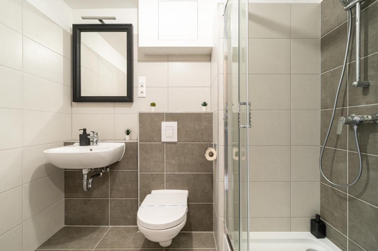 Vagabond Grand'Or Aparthotel Boedapest Buitenkant foto